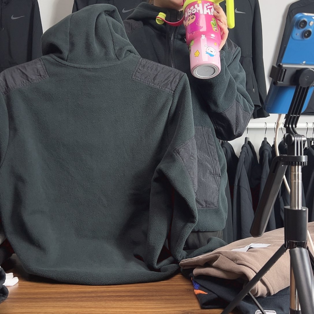 4883黑色M码110-130斤不退换