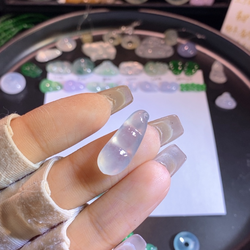 【闪购商品】翡翠挂件未镶嵌豆子