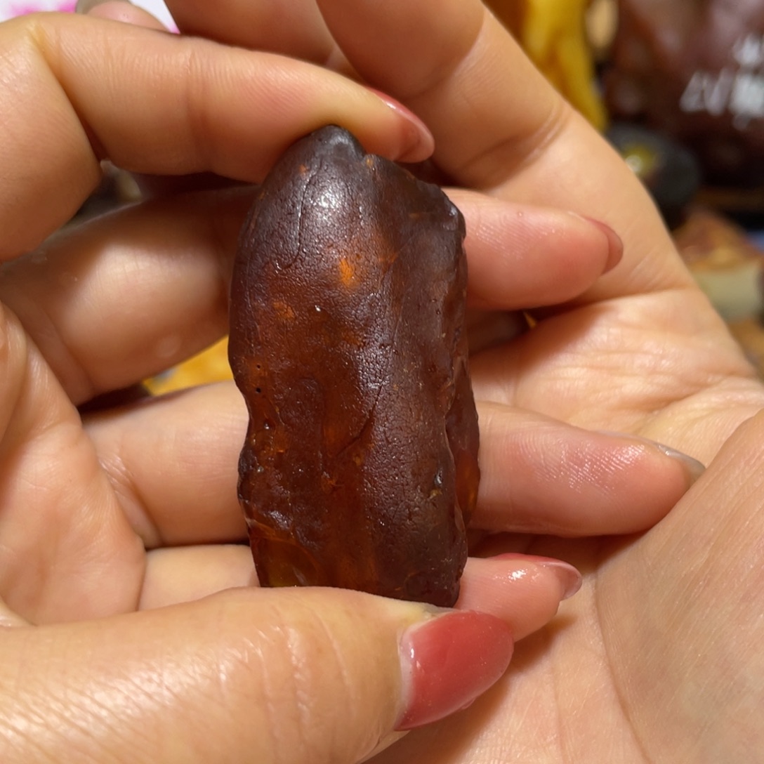 定制琥珀未镶嵌原石