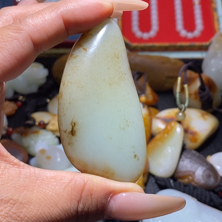 未镶嵌和田玉车挂