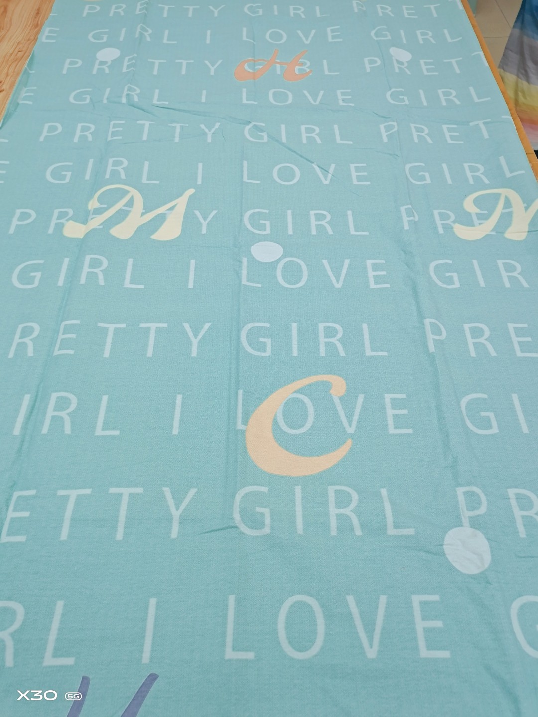 （044）加厚斜纹棉床单1.45*2.4米（+－5公分）字母日记-绿