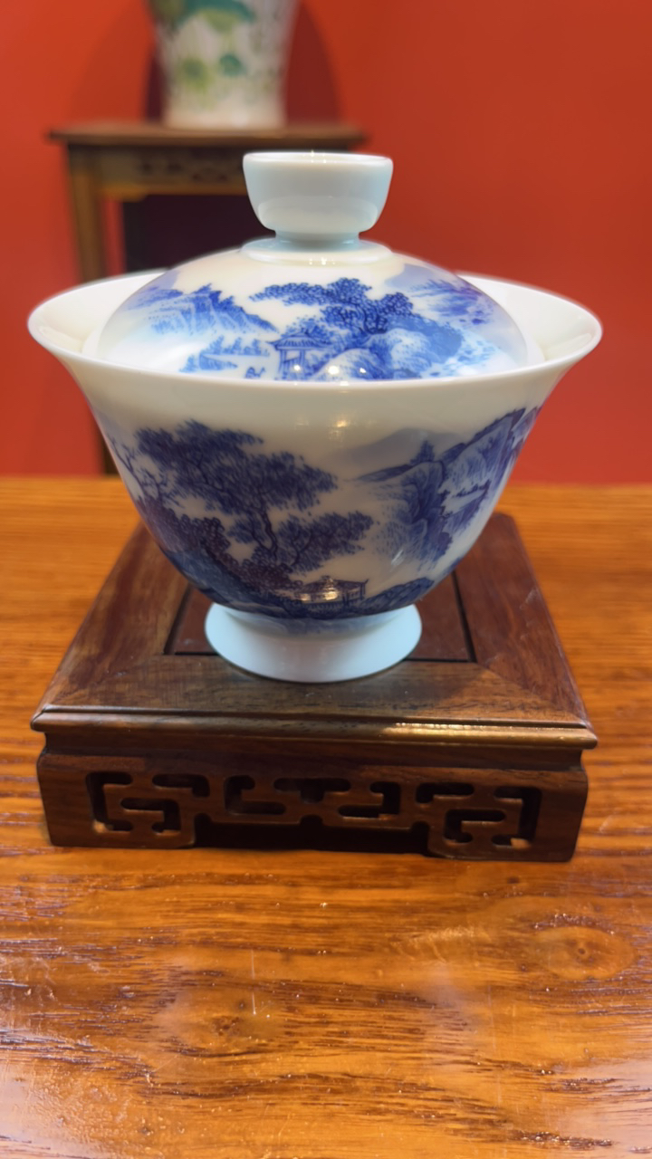 青花山水盖碗景德镇茶具
