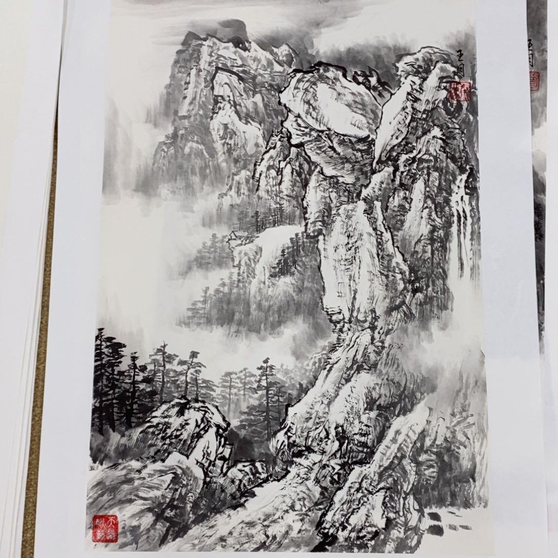 国画宁**化王月四尺三开山水朱