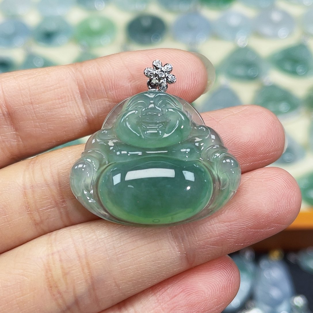 翡翠颈饰18K金镶嵌吊坠