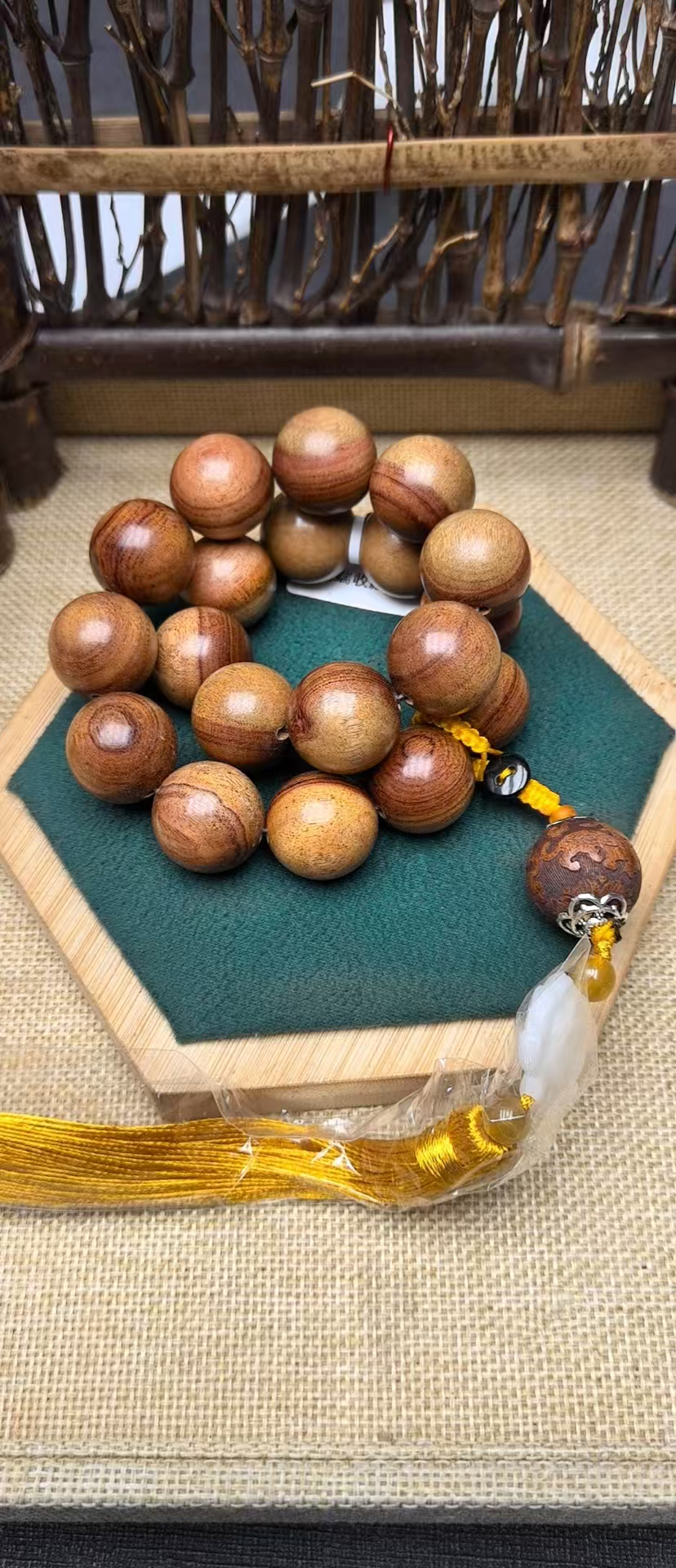 B231龙二文玩成品木串