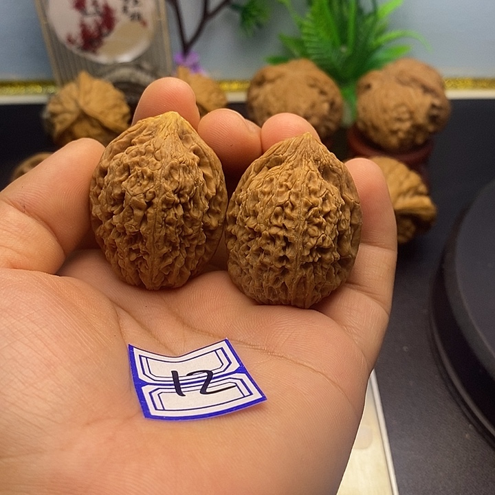 文玩核桃把件32大蒜头（黄尖）