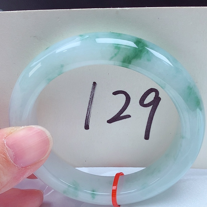 翡翠未镶嵌手镯翡翠