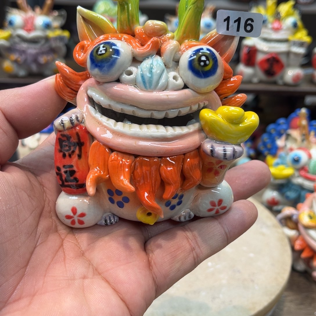 陶瓷纯手工抽象陶瓷摆件116