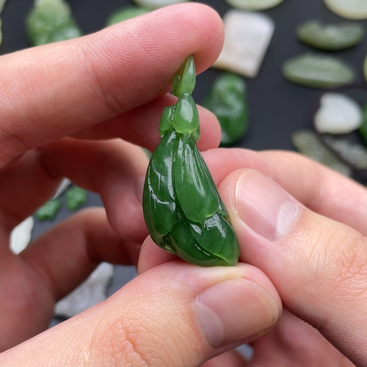 【闪购商品】颈饰未镶嵌和田玉