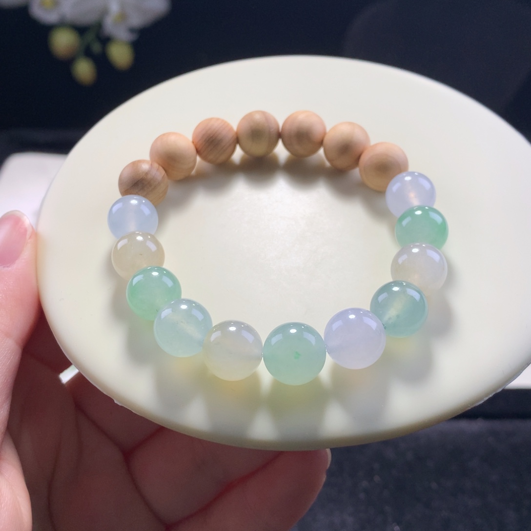 翡翠未镶嵌手串卡10奶糖串