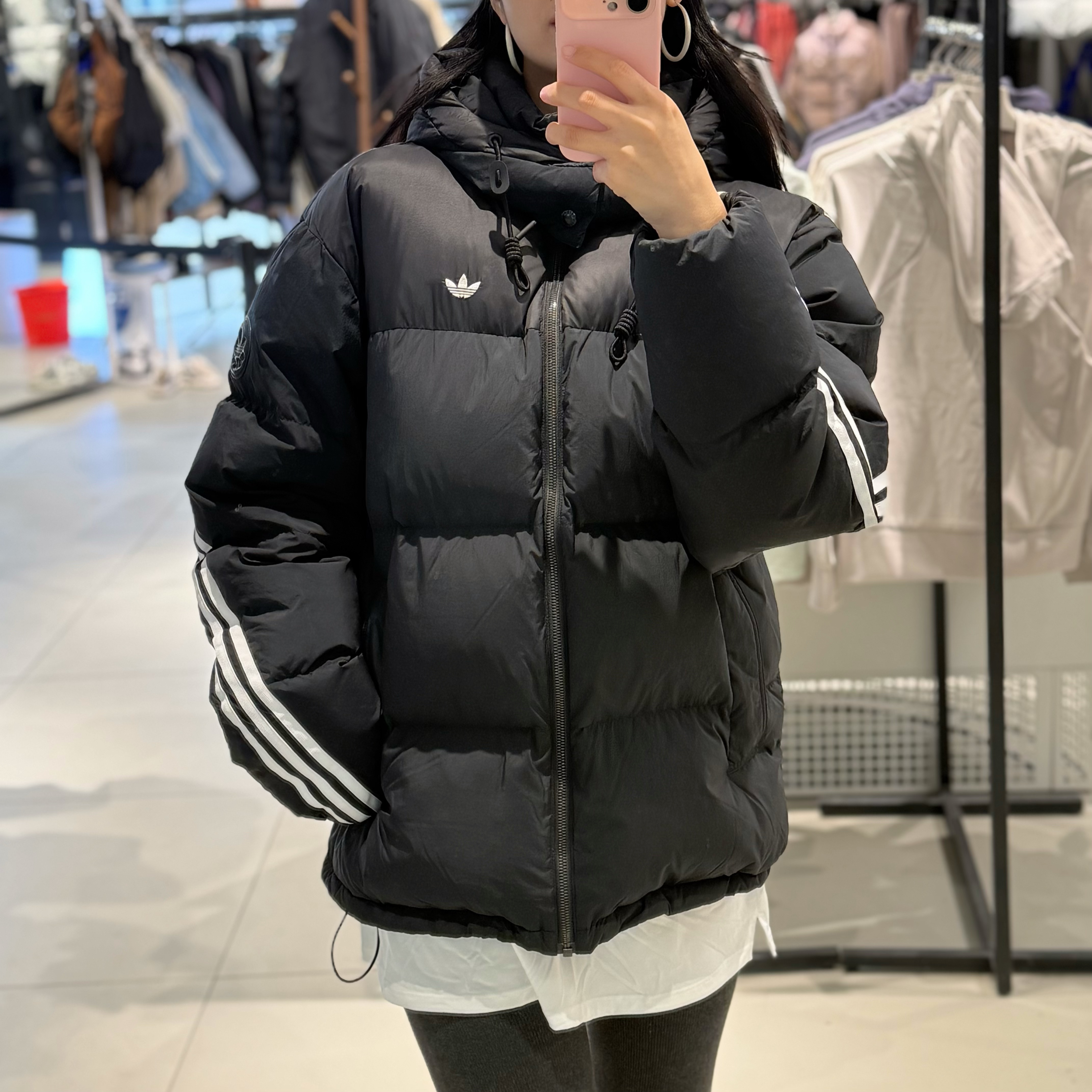 adidas PUFFER DOWN 暖「芯」科技保暖鸭绒连帽面包羽绒服 KC0173
