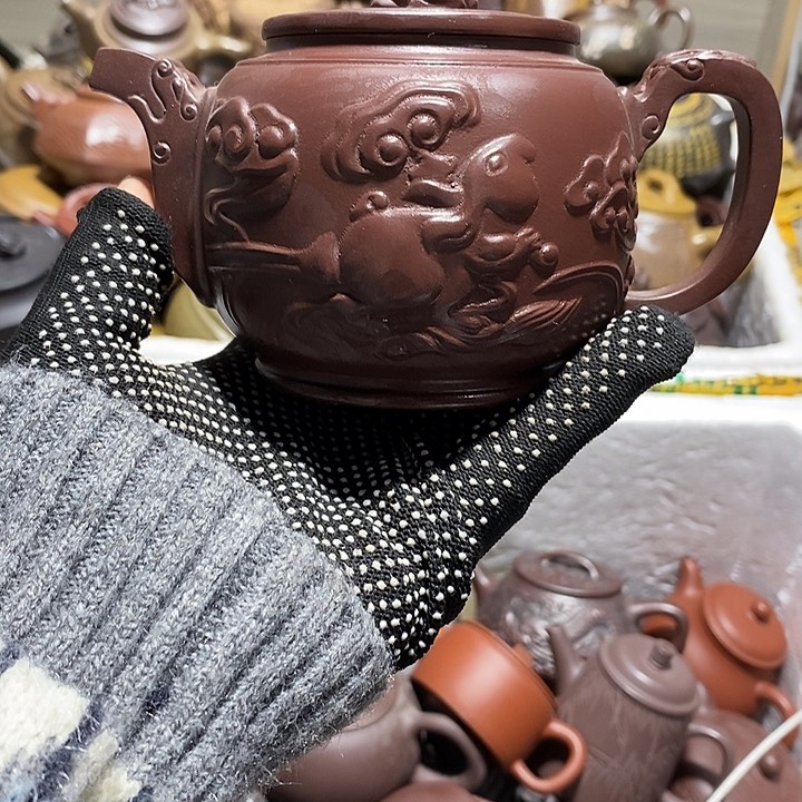 紫砂茶壶微瑕微笑