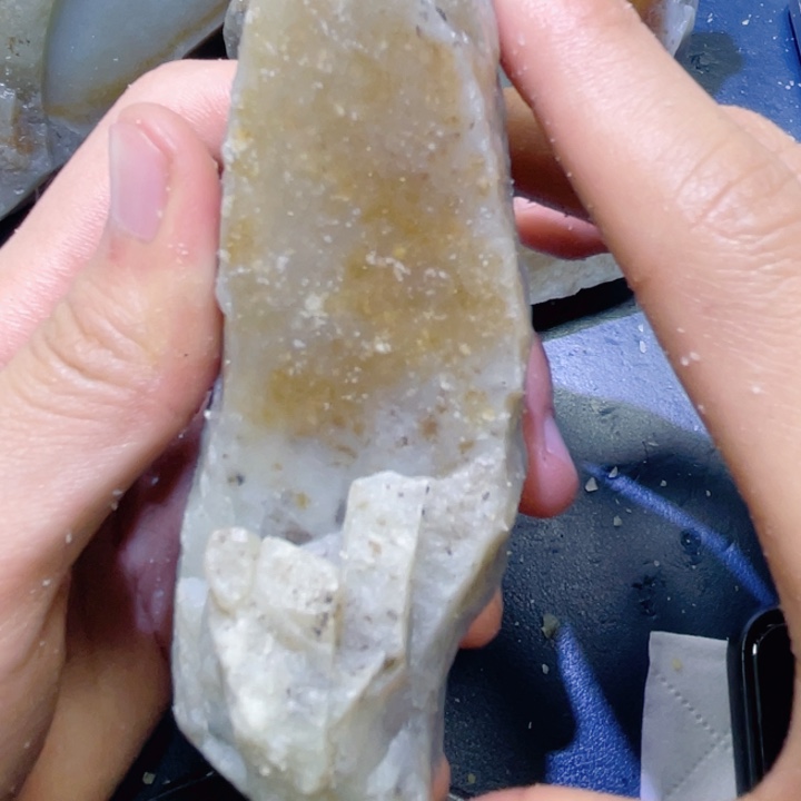 和田玉未镶嵌珠宝半成品