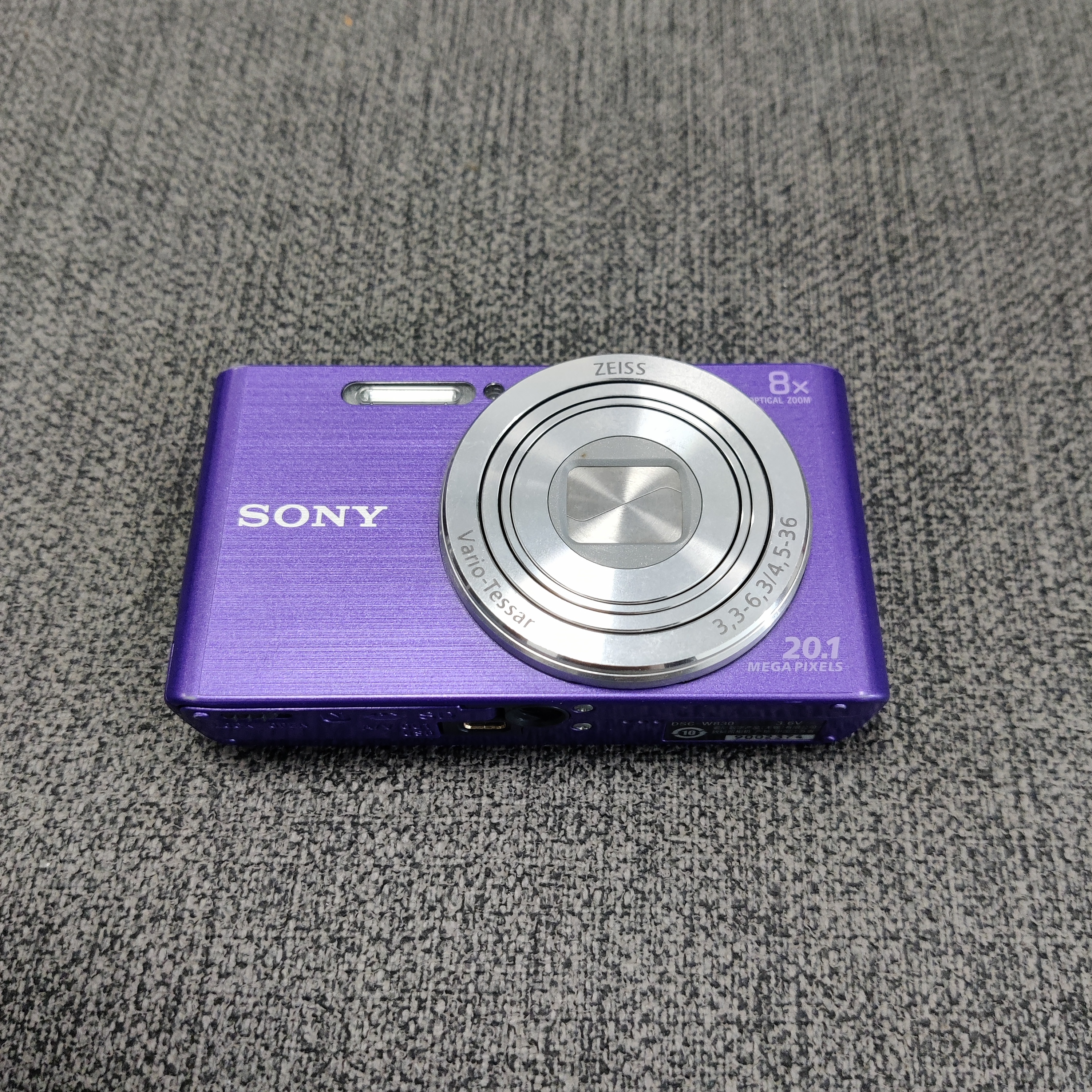 9新 Sony/索尼 DSC-W830 相机 2010w高像素 8倍小长焦