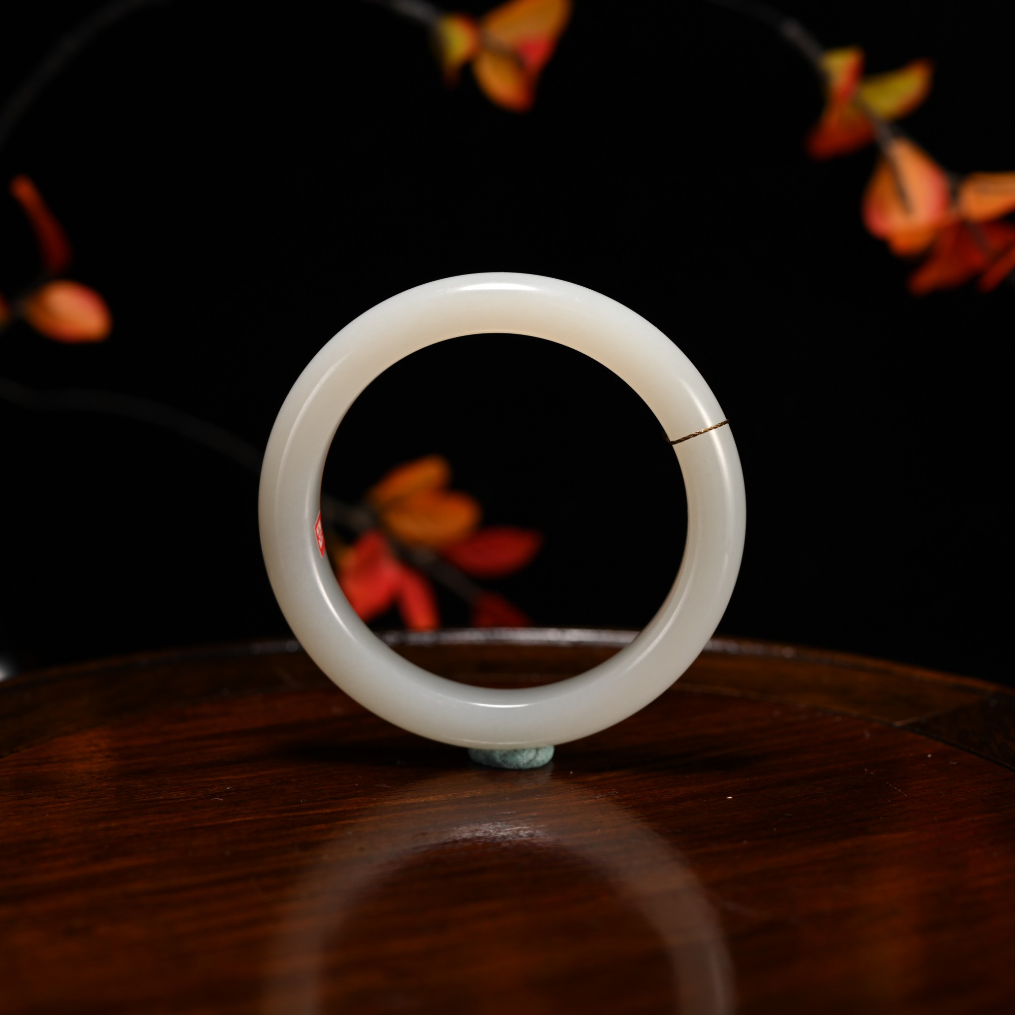 Lot8814 25YU107886和田玉白玉手镯/匡时