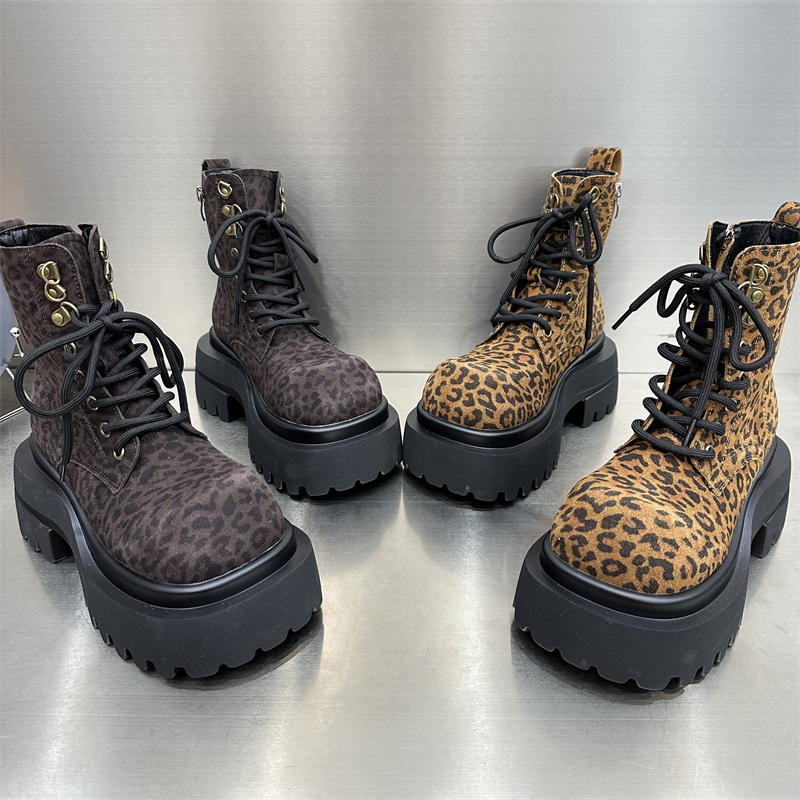 女款时尚休闲百搭厚底豹纹马丁靴复古英伦风高帮秋季系带秋冬鞋子