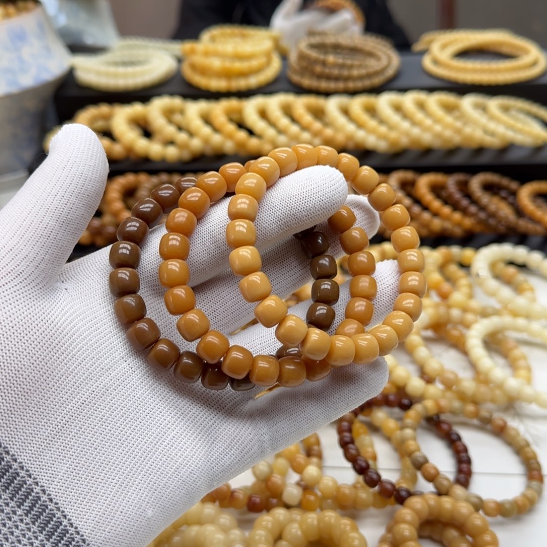 手串菩提根/象牙果9*10精工11年