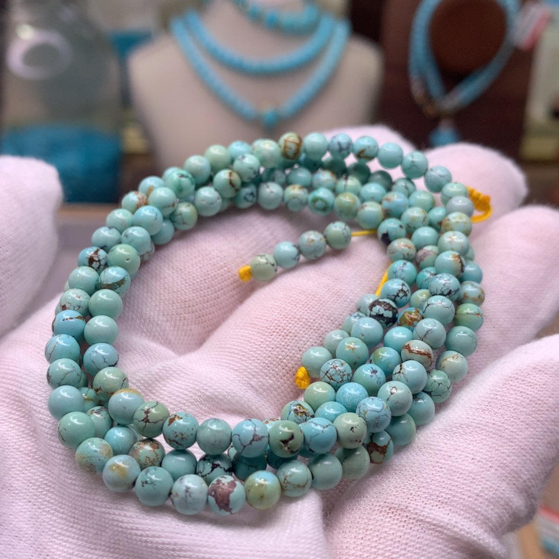 绿松石配饰未镶嵌