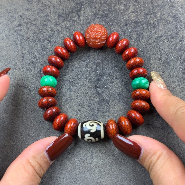 星月菩提吊坠梦***由手串