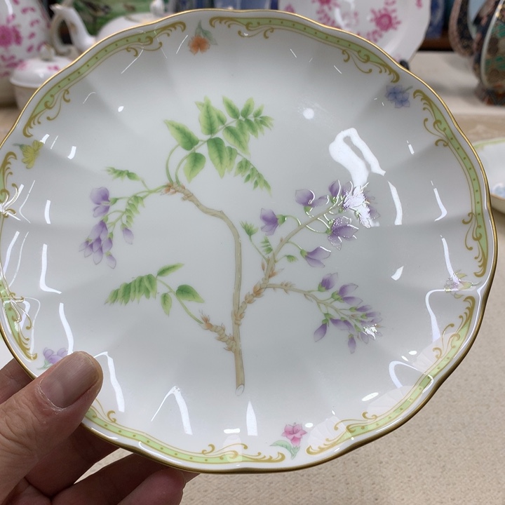 瓷片这些都是自己