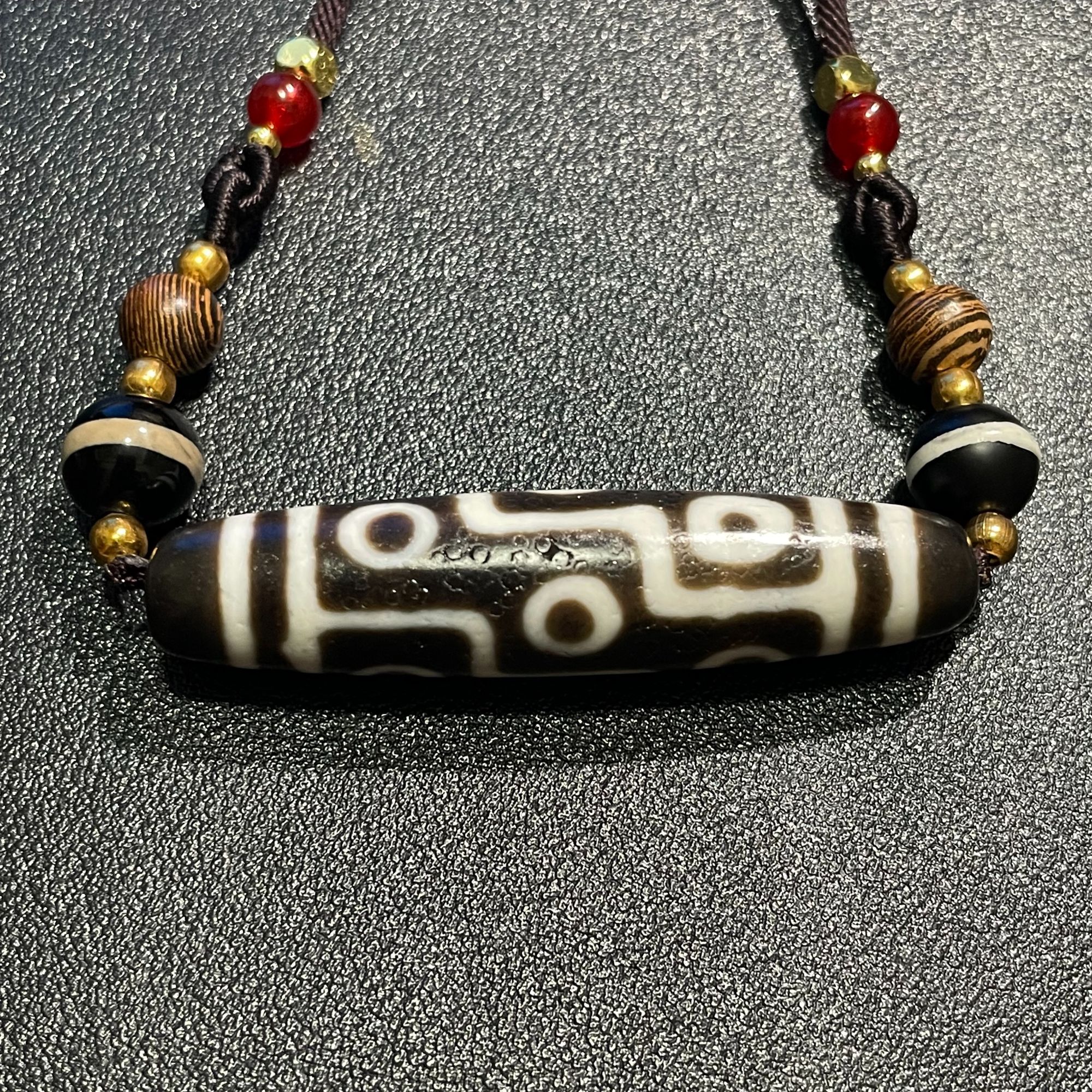 【甄选】折线九眼玛瑙珠0039天珠