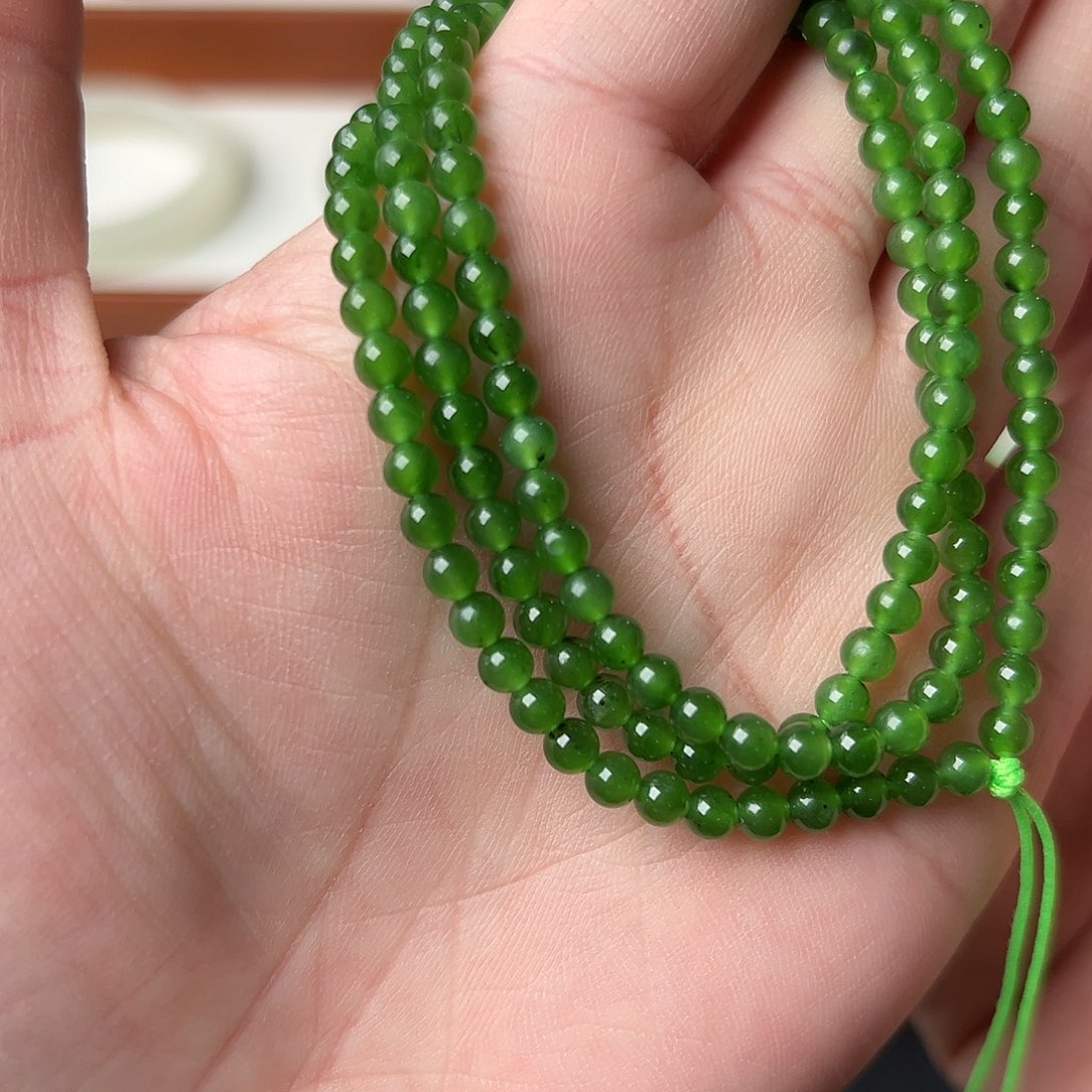 和田玉未镶嵌手串