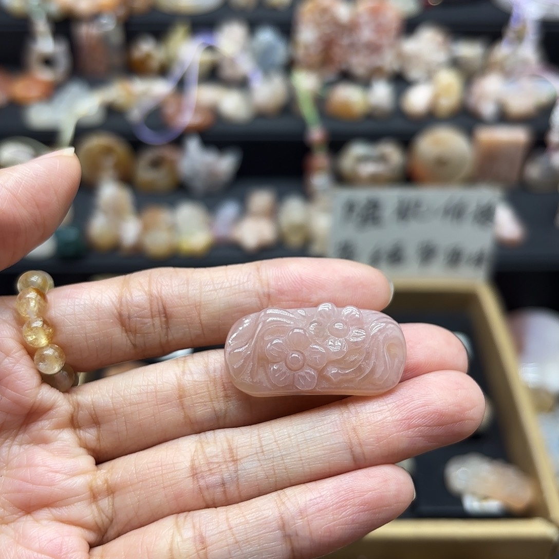 ****玛瑙/玉髓未镶嵌颈饰