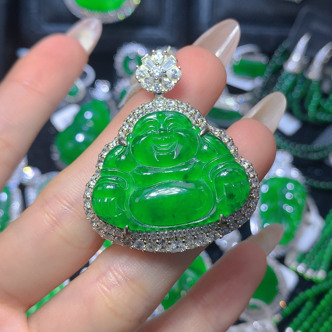 翡翠颈饰银S925镶嵌翡翠