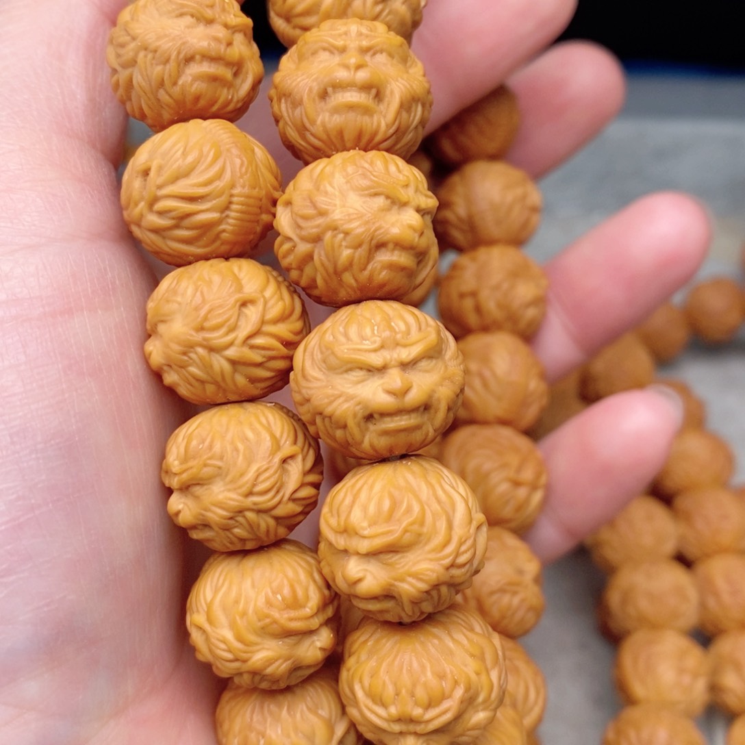 【闪购商品】吊坠猴头核桃往**风大圣16