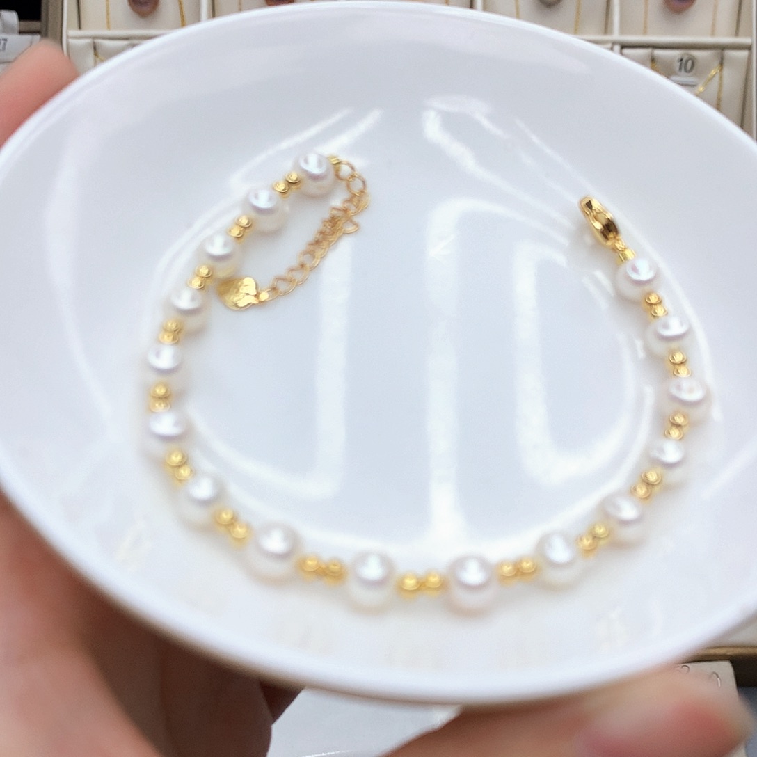 淡水珍珠颈饰合金