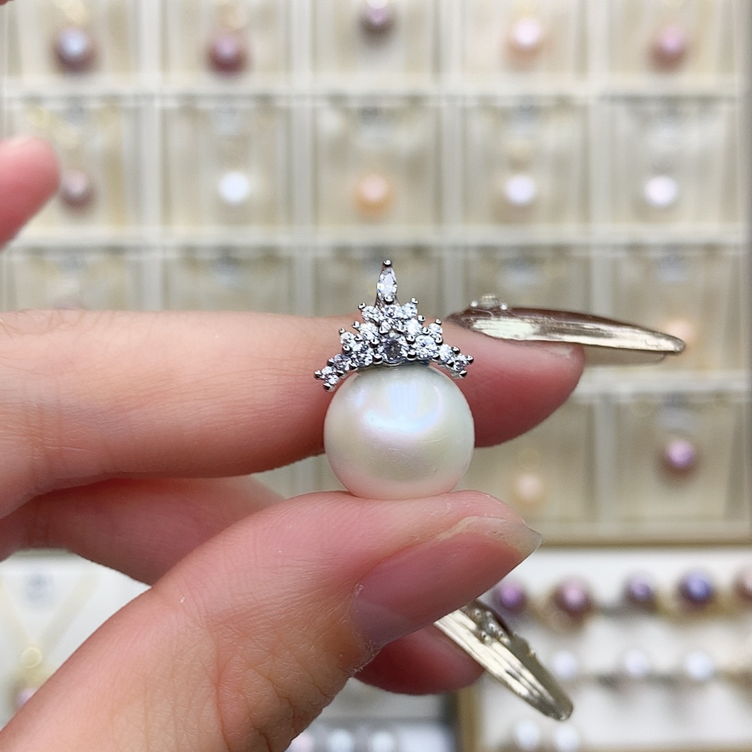 淡水珍珠颈饰合金