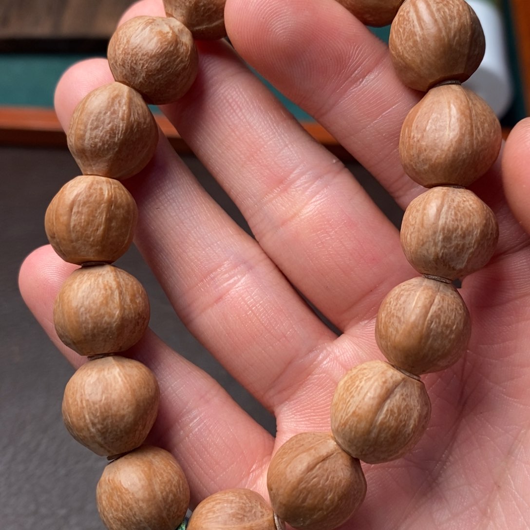 橄榄核吊坠橄榄核