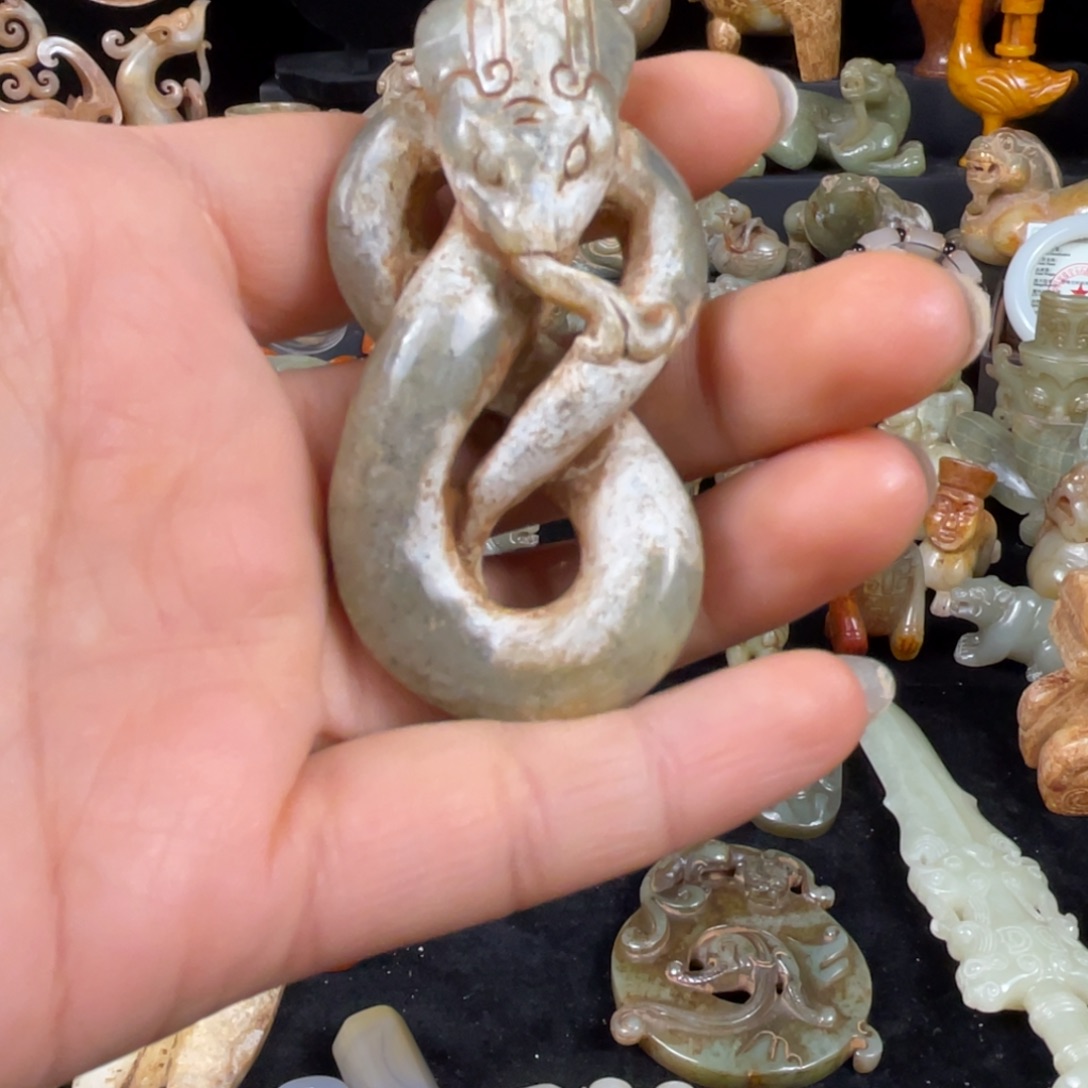 迪***和田玉未镶嵌挂件