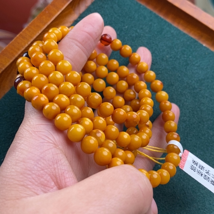 蜜蜡珠宝奇石未镶嵌