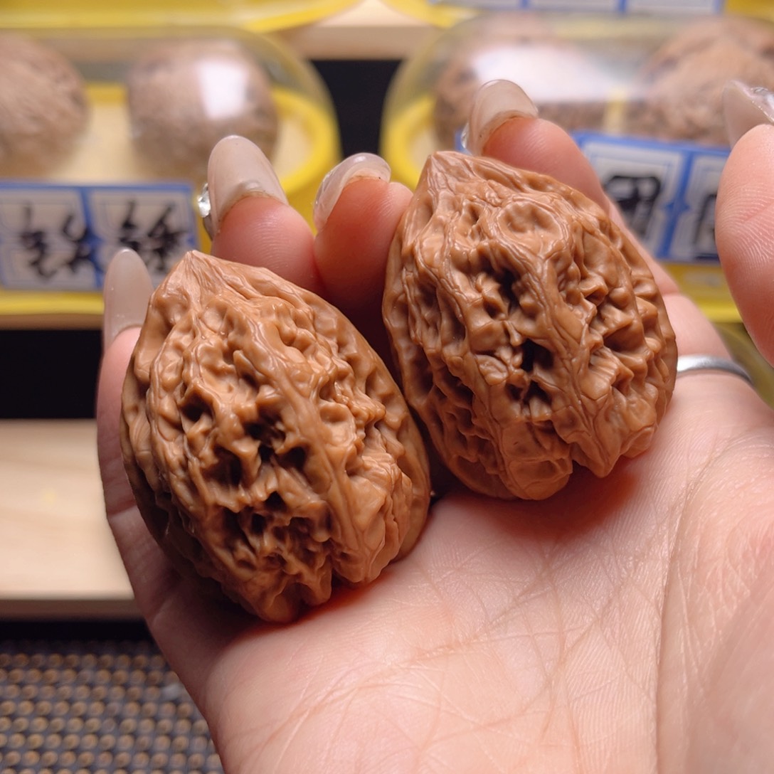 文玩核桃把件火苗