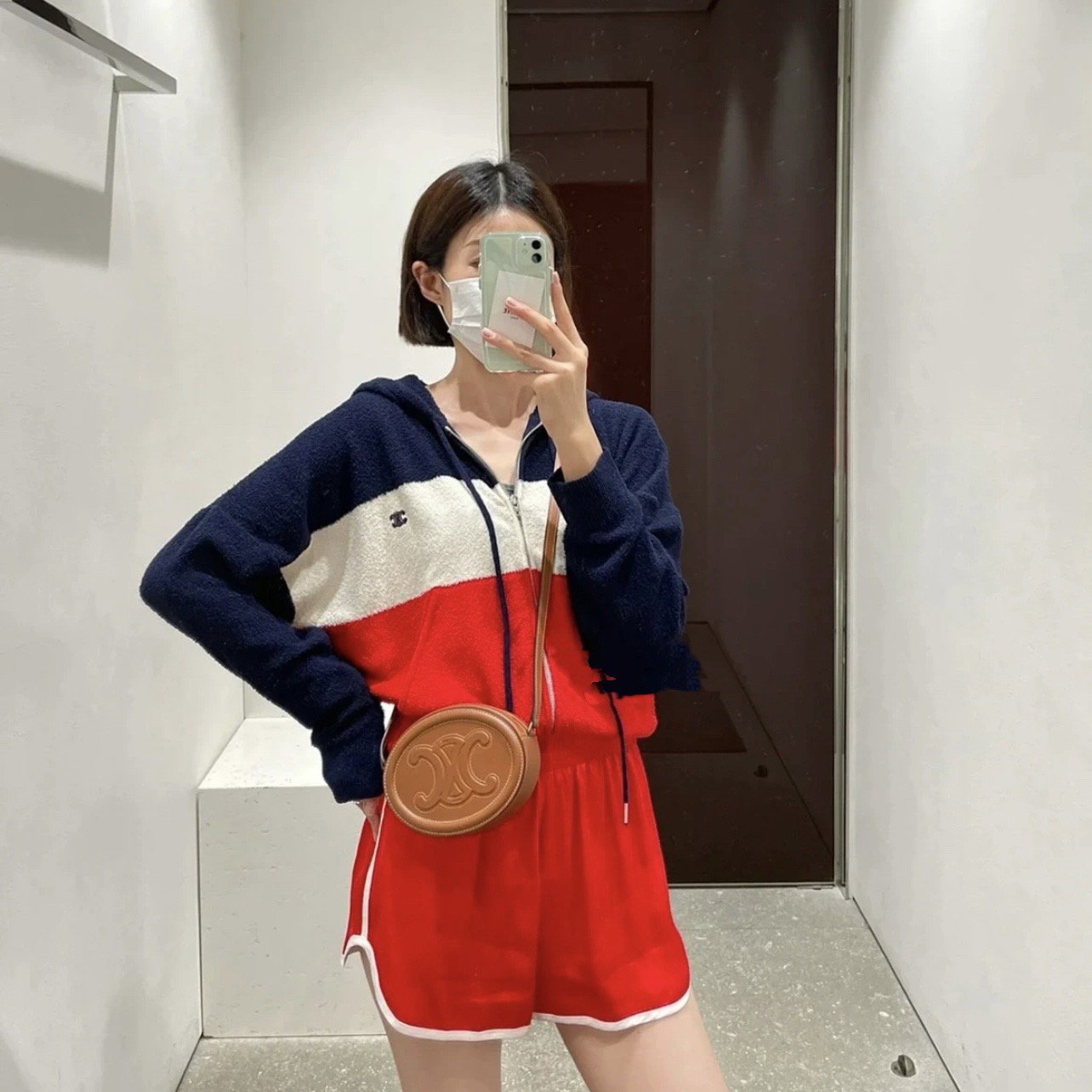 99新 Celine/思琳 dec331 凯旋门Logo拉链外套 m码 棉