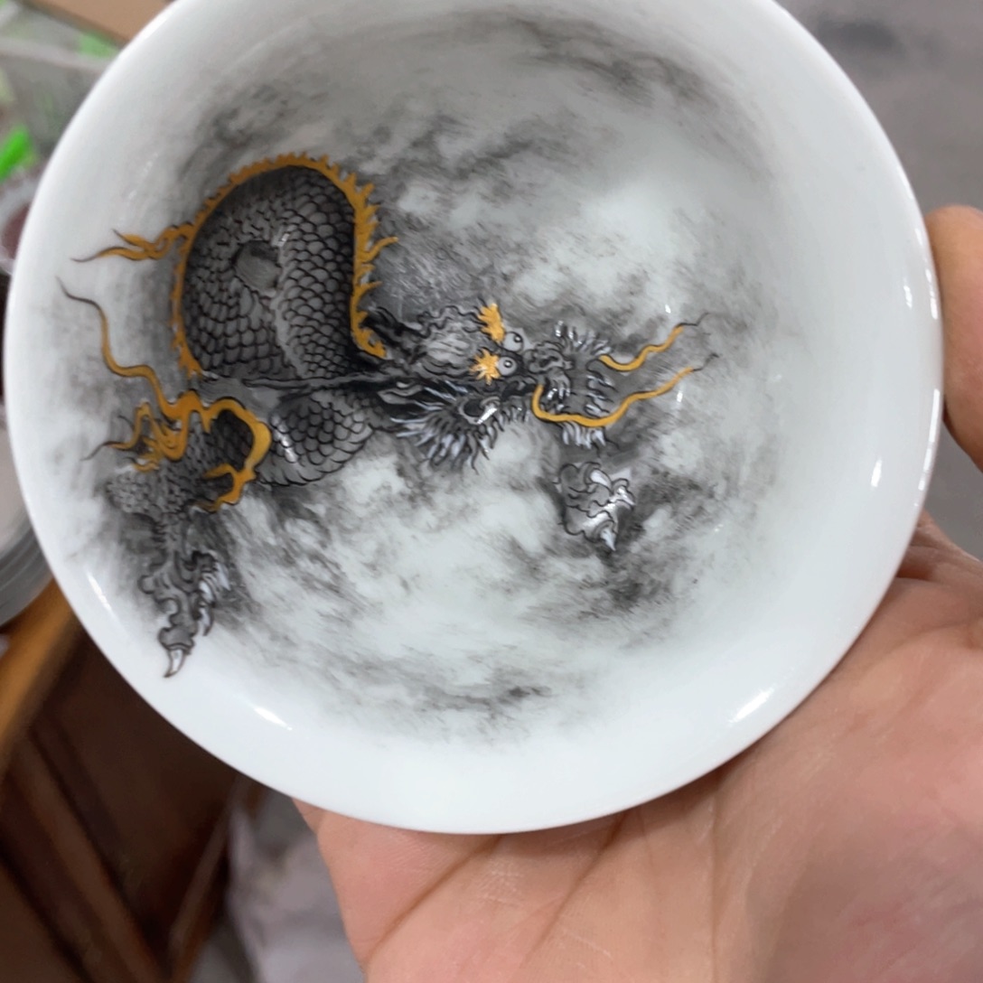 盘景德镇陶瓷学院美术学院