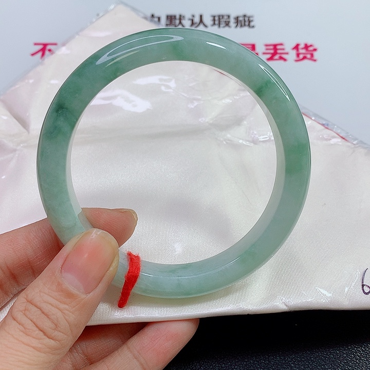 未镶嵌手镯翡翠清****i