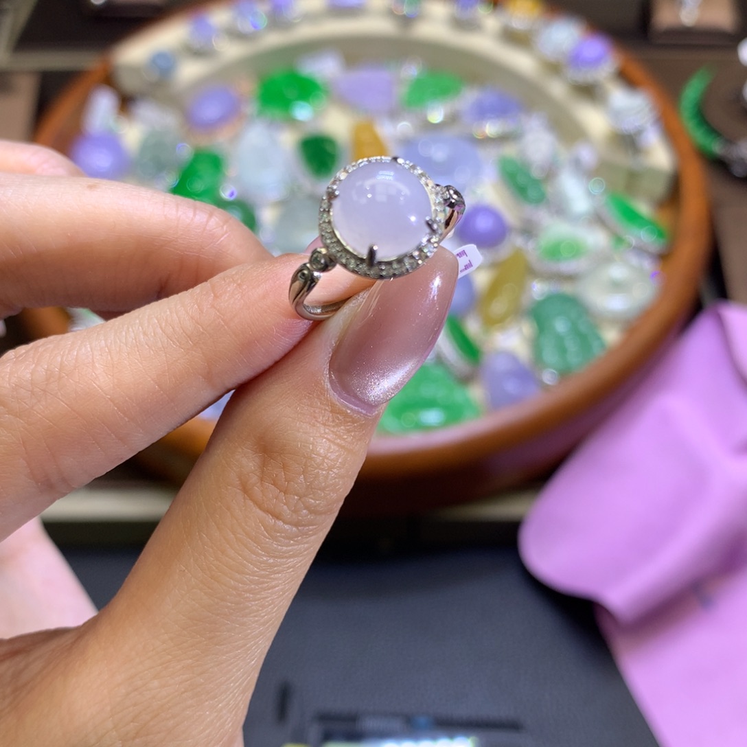 翡翠颈饰银S925镶嵌翡翠吊坠