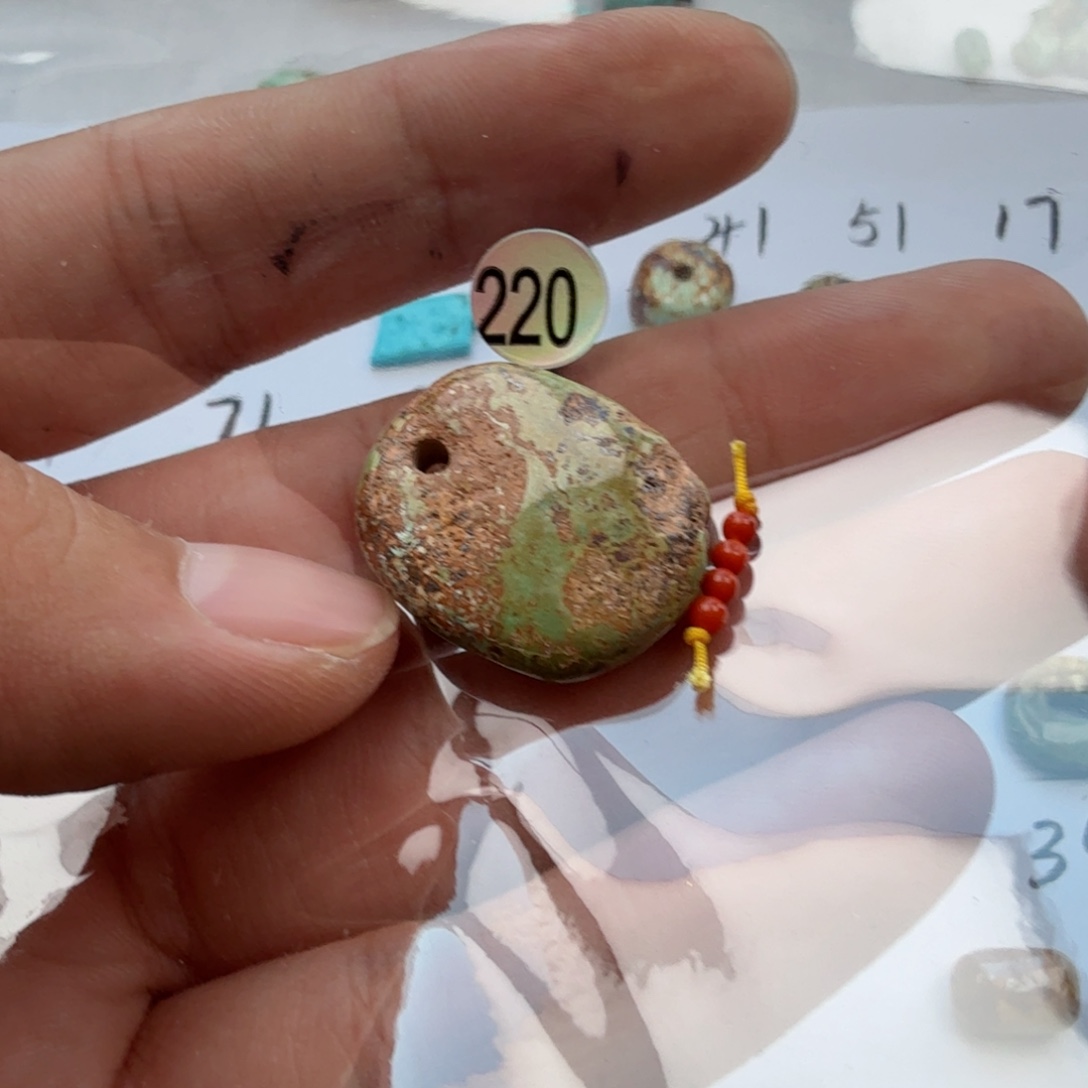 未镶嵌南红玛瑙珠宝奇石