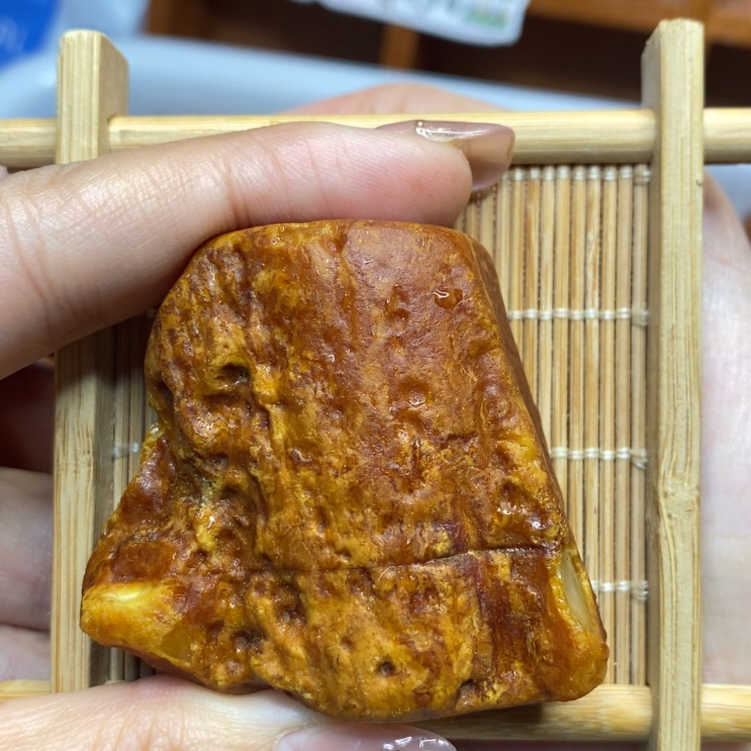 定制琥珀未镶嵌陈