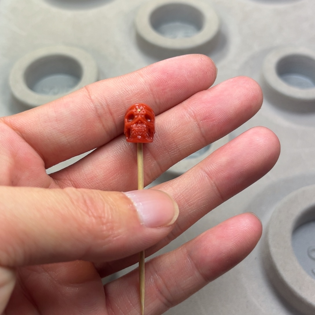 南红玛瑙未镶嵌骷髅