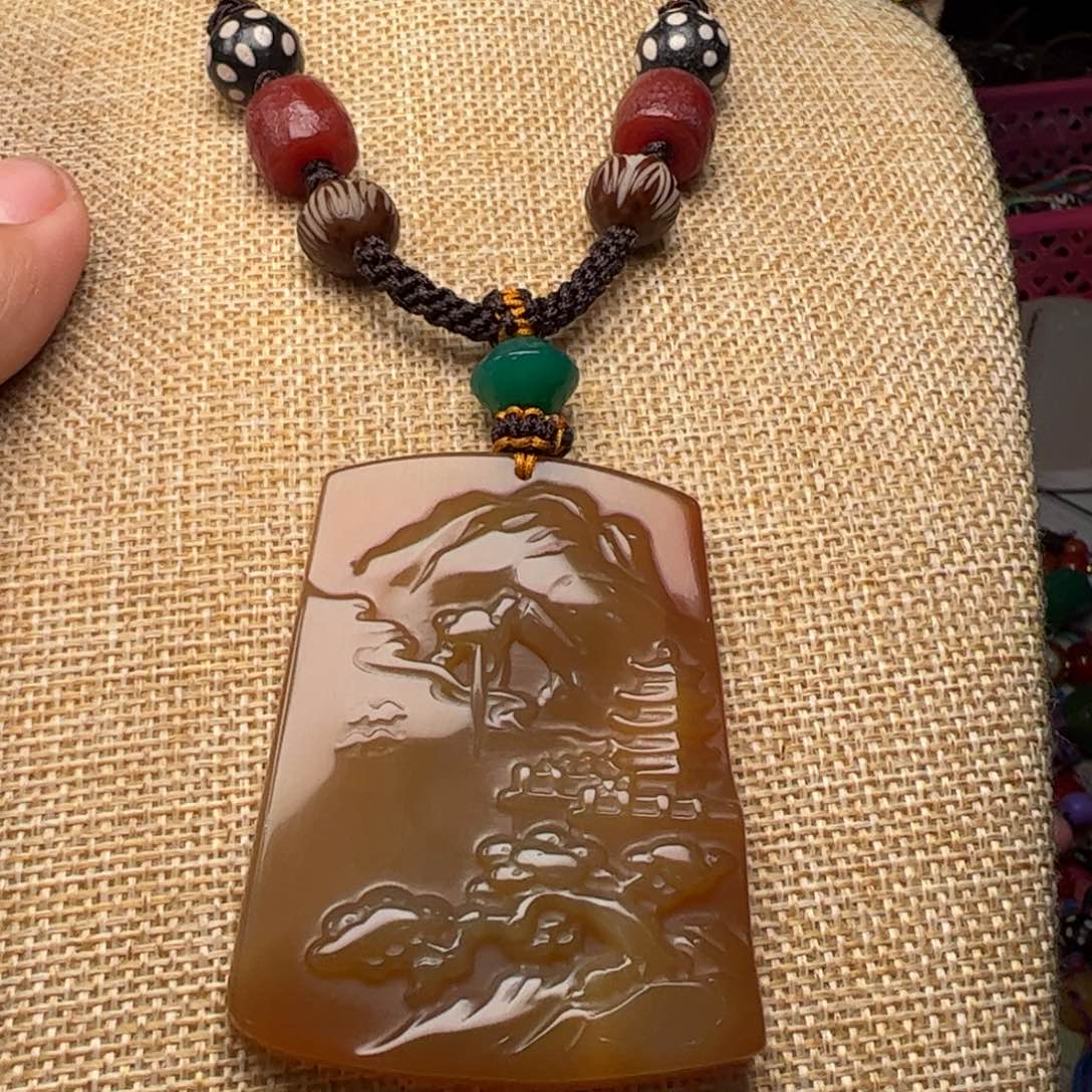 玛瑙/玉髓颈饰未镶嵌