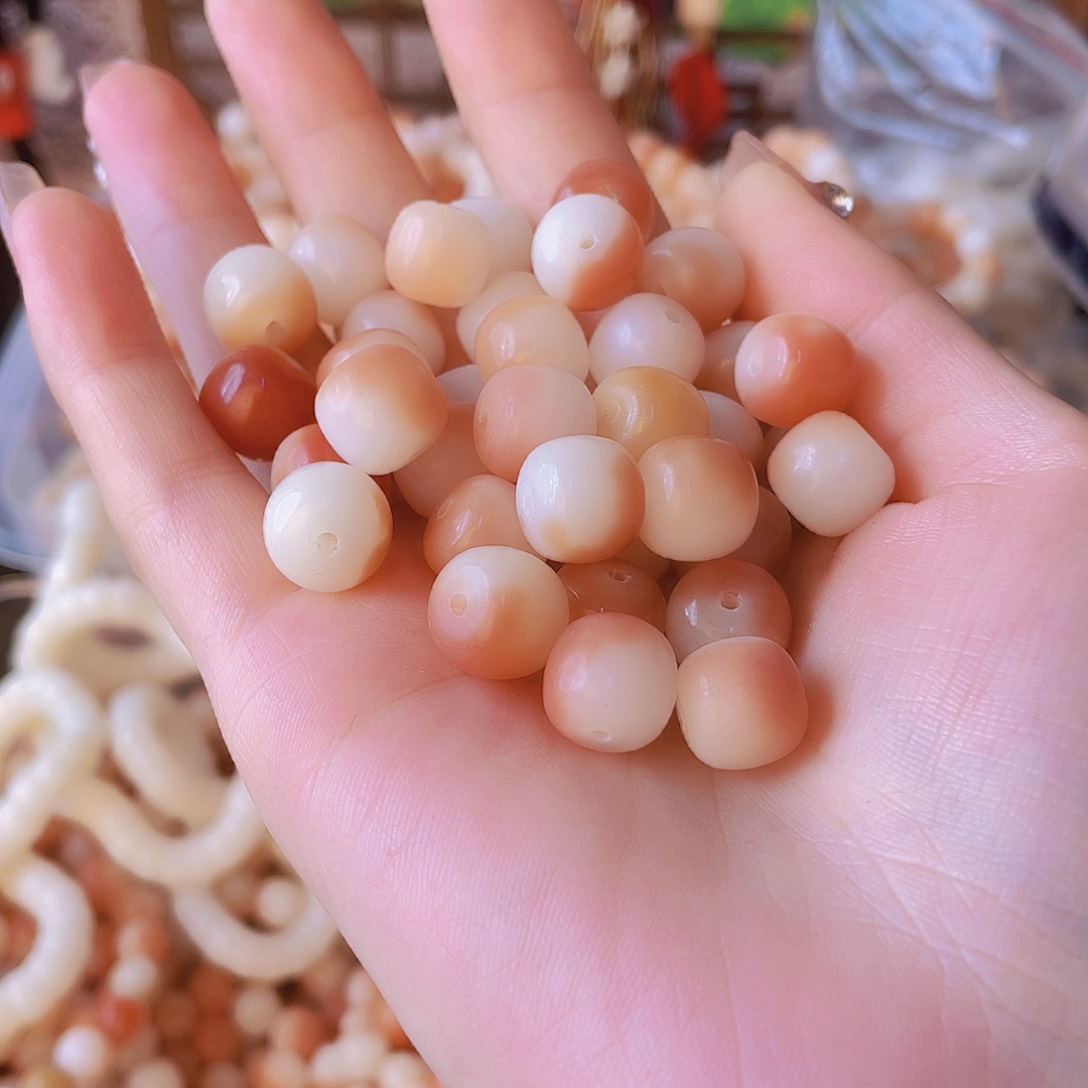 白玉菩提吊坠200颗 11*12微醺野梅