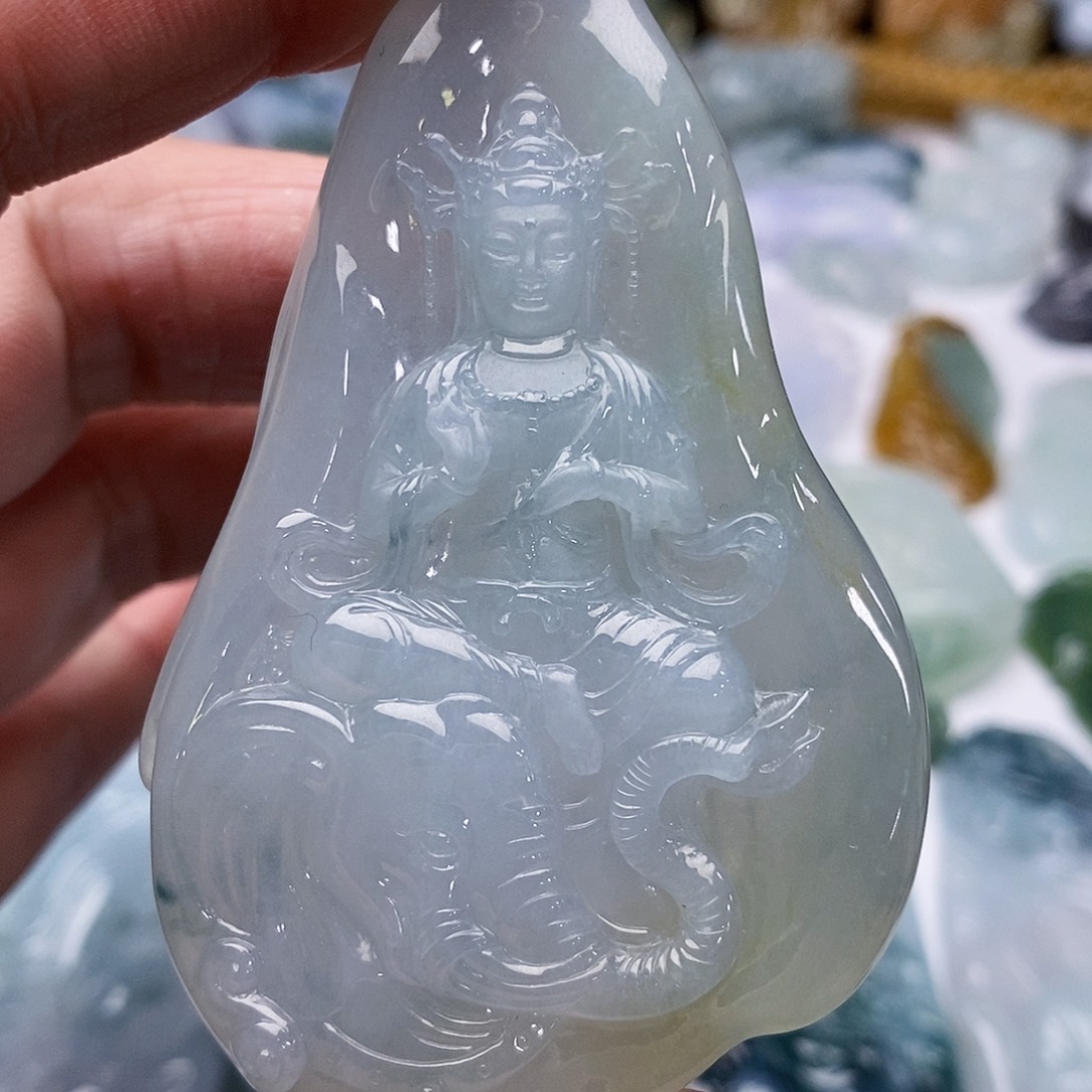 翡翠颈饰未镶嵌普贤