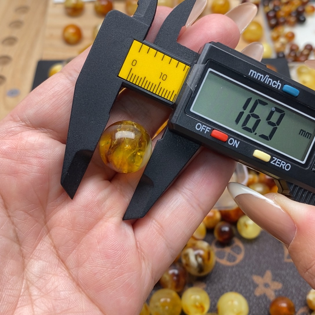 琥珀未镶嵌珠宝奇石蜜蜡1236