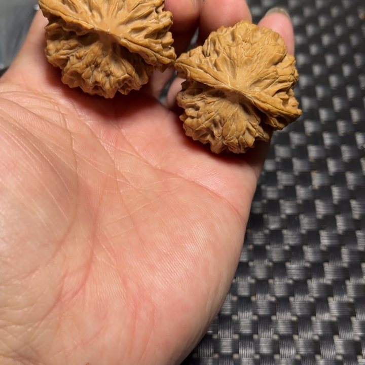 吊坠文玩核桃苹果园