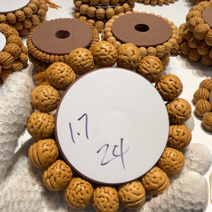 j***p桃核手串24文玩桃核直播间