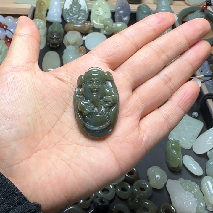 和田玉挂件未镶嵌