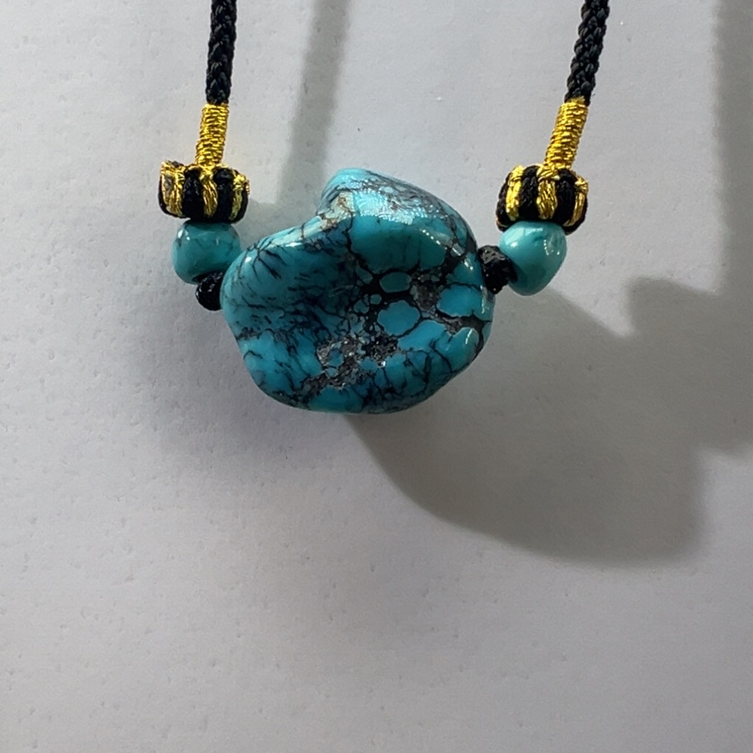 绿松石未镶嵌挂件